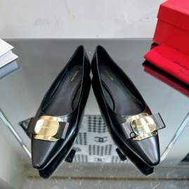 Picture of Ferragamo Shoes _SKUFerragamosz35-404CLL01015215